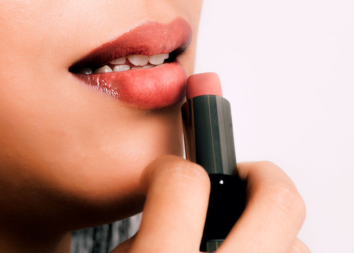 Colorless lipstick base